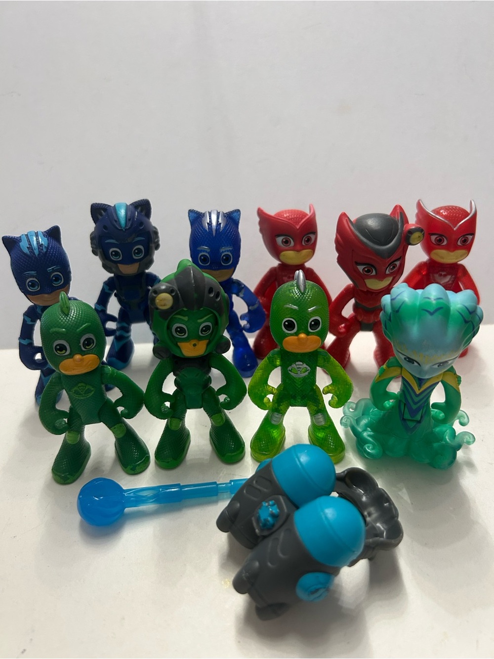 PJ Masks Action Figures 10 Figure Lot & Accessory Catboy Owlette Gekko Octobella